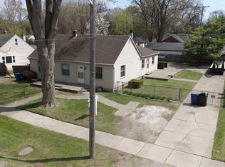 19304 Seminole, Redford, MI 48240