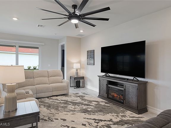 5th image of 3381 Cherry Palm Dr