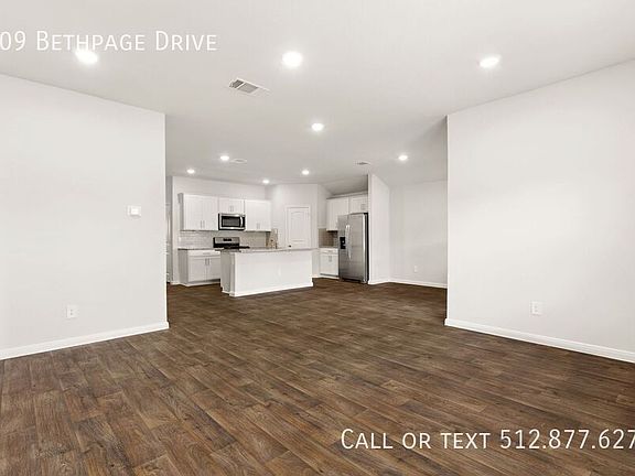 2nd image of 109 Bethpage Dr