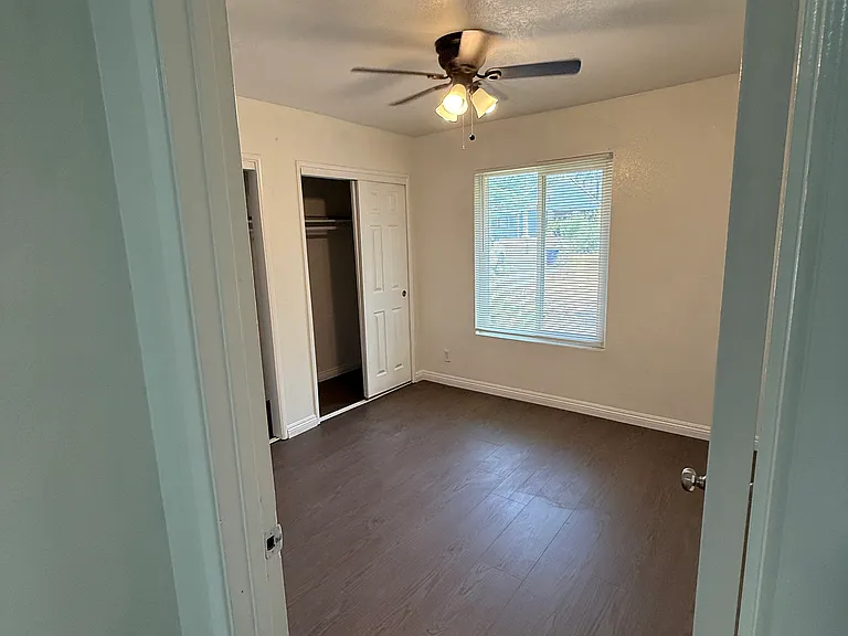 124 W Manfield St — Photo 9