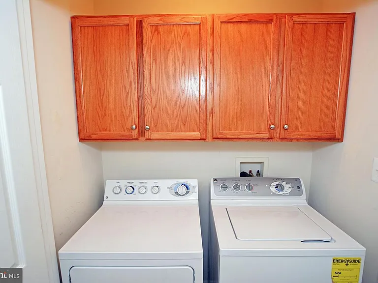 2303 Huntington Station Ct — Photo 21
