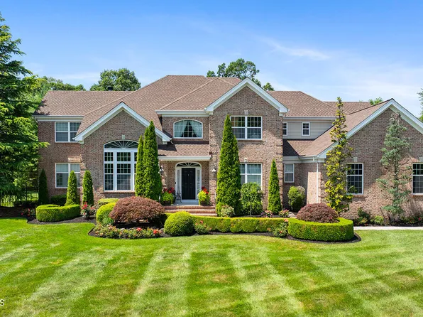 4 Malibu Court, Jackson, NJ 08527