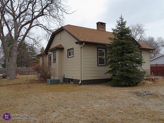 2nd image of 1513 N Wheeler Ave