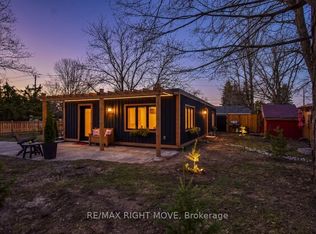 51 Walker Ave, Orillia, ON L3V6G9