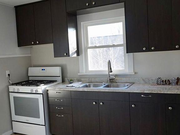 4th image of 33697 N Oakland Dr