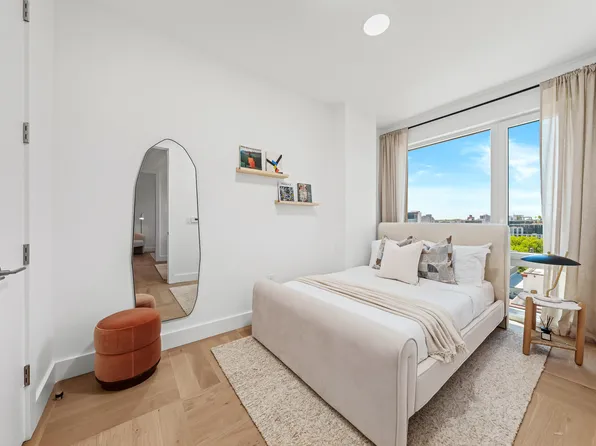 526 Baltic Street image 11 of 61