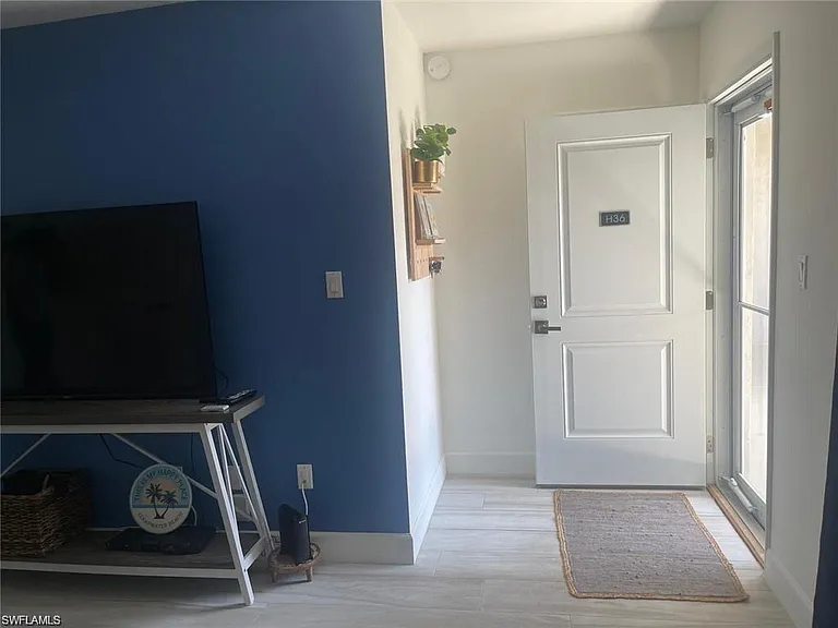 788 Park Shore Dr #H36 — Photo 12