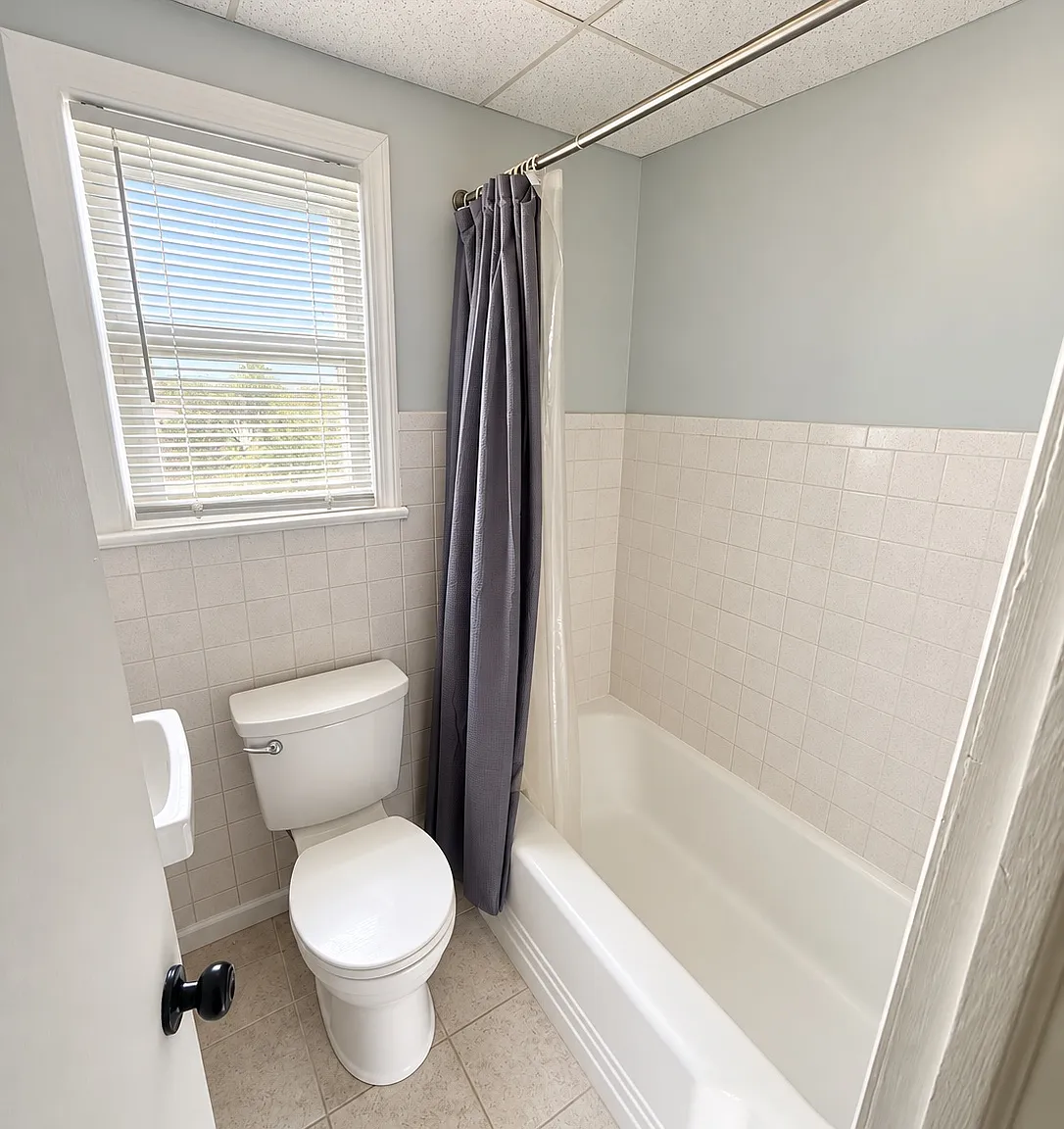 4 bed, $3,500 — Photo 3