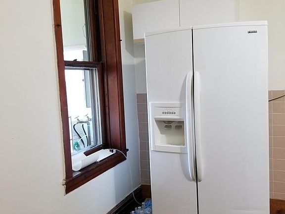 5th image of 3241 N Monticello Ave #1