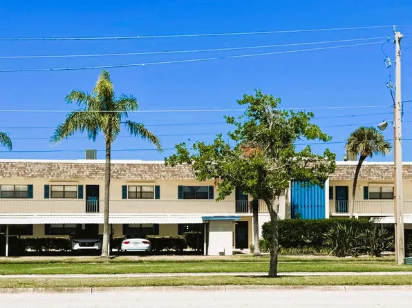 1525 Minutemen Cswy APT 202, Cocoa Beach, FL 32931