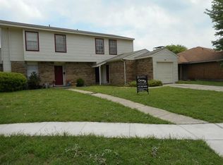 718 Royal Crest Dr, Richardson, TX 75081