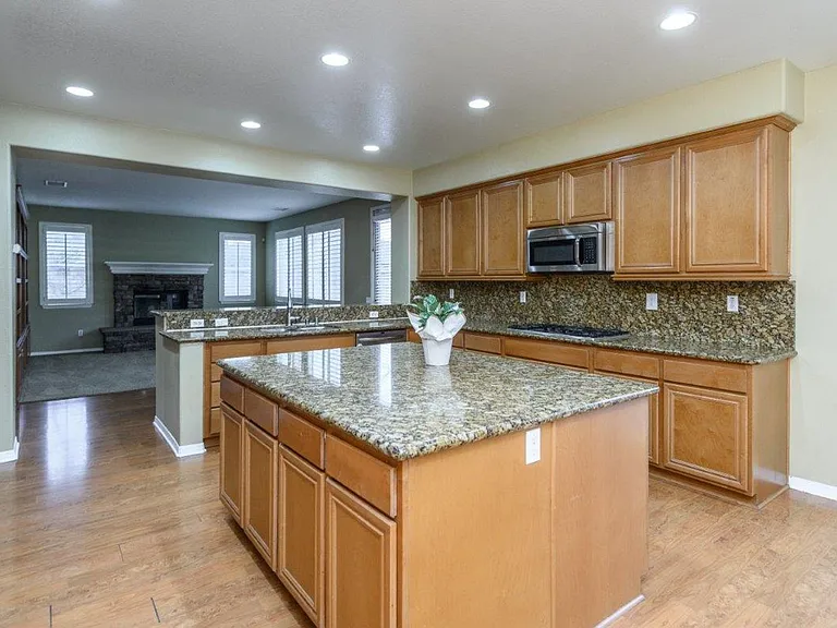 14443 Gannet St — Photo 18