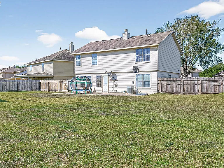 15707 Crooked Arrow Dr — Photo 34