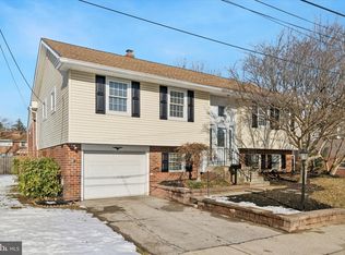 709 Avondale Ln, Swarthmore, PA 19081