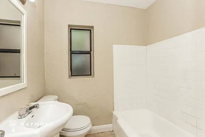 5453 Oak Forest Dr — Photo 13