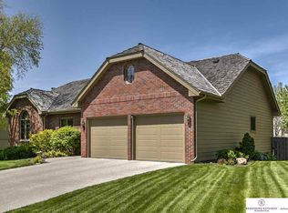 15620 Hickory St, Omaha, NE 68130