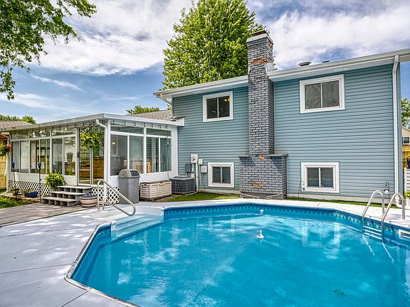 2nd image of 5060 W 87th Pl