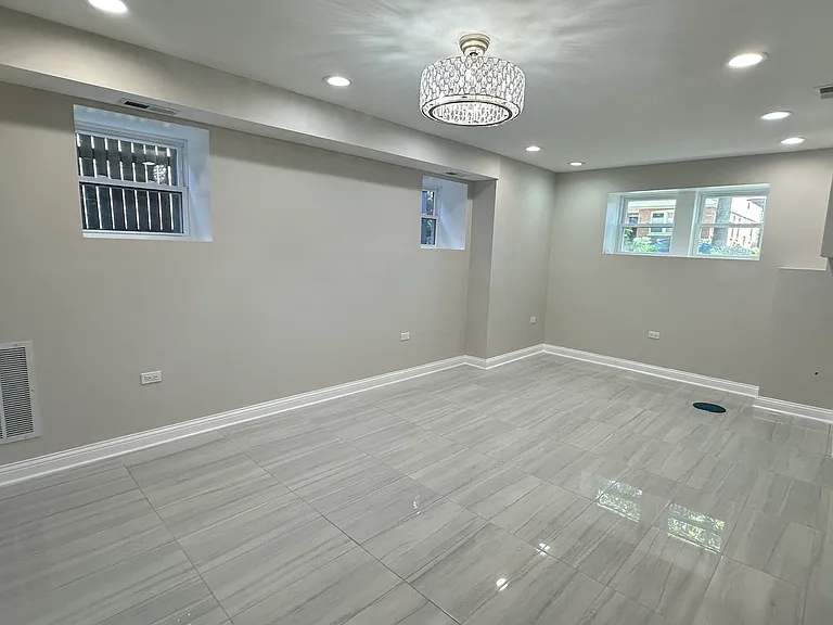 5226 N Bernard St #G — Photo 2