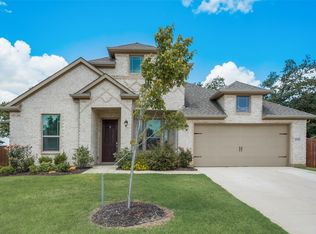 1045 Legacy Oaks, Joshua, TX 76058