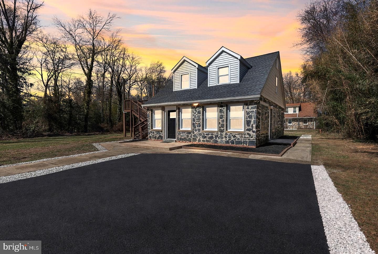 S、M、L 3236 George St, Baltimore, MD 21220 | Zillow