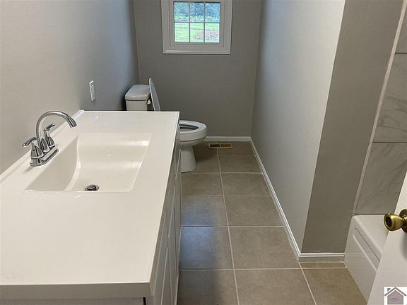 5th image of 266 Waldrop Dr