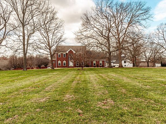 5th image of 1024 Cherry Springs Dr