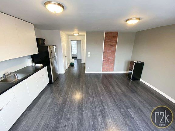 5th image of 32-59 46th St #3G