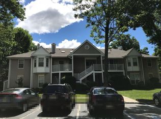 553 Holly Ct, Mahwah, NJ 07430