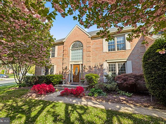 2nd image of 7412 Rosewood Manor Ln