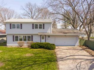 1543 Lyon Ave, Waterloo, IA 50702