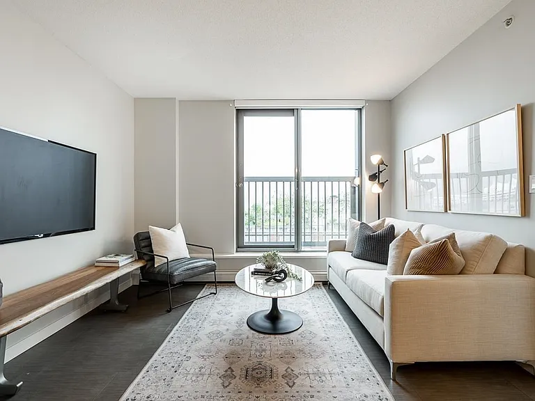 66 Cordova St W #1011 — Photo 2
