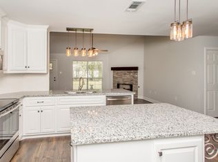 43428 N Great Oak Ct, Prairieville, LA 70769