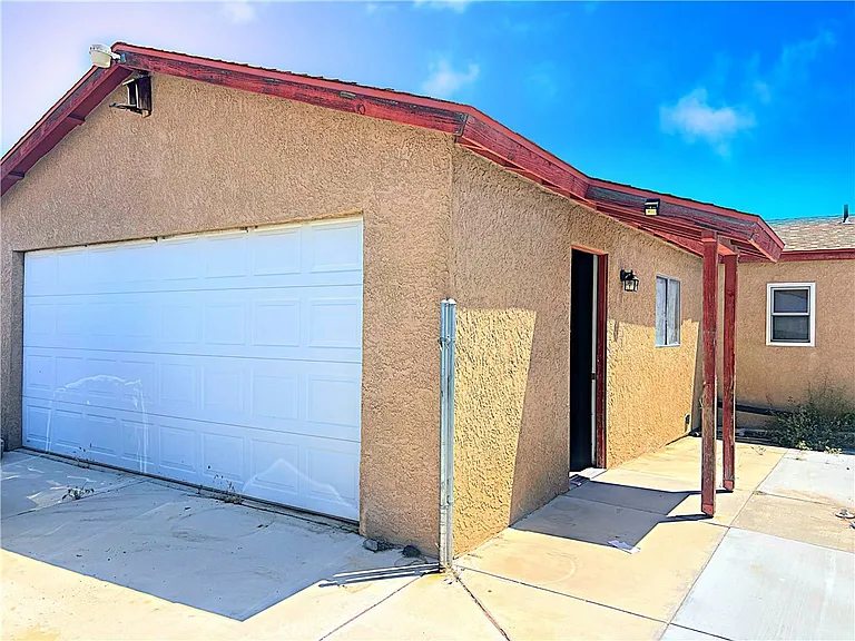17601 Sycamore Ln — Photo 46