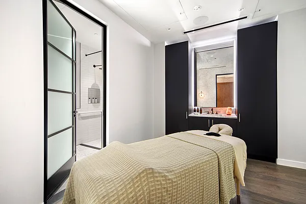 Rented by Sotheby's International Realty | media 52