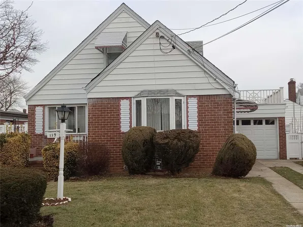 119 Botsford Street, Hempstead, NY 11550