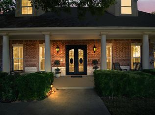 102 Ridge Ct, Glen Rose, TX 76043