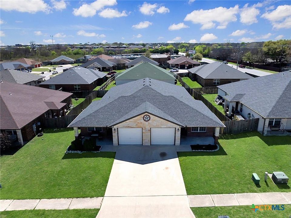 1st image of 906 Yi Dr