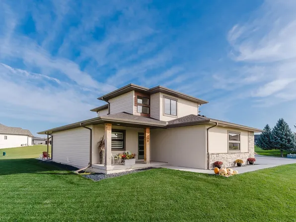 3006 Dover Dr, Norfolk, NE 68701