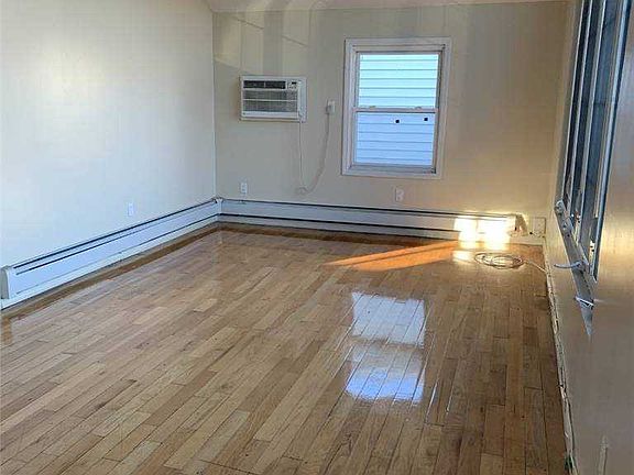 4th image of 8676 Musket St