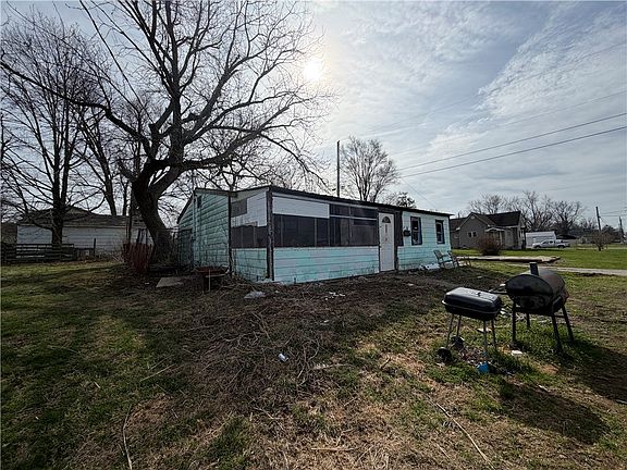 3rd image of 538 N Austin St
