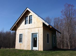 3436 Barton Rd, Albany, VT 05820