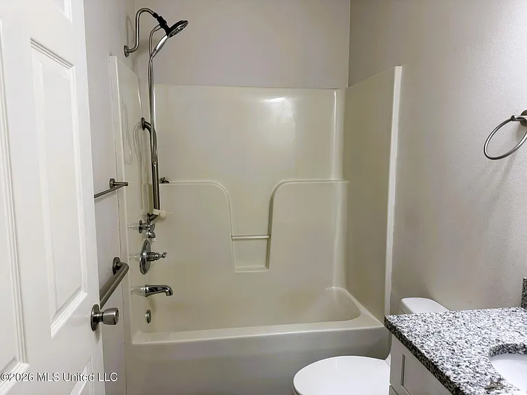 117 Williamsburg Rd — Photo 9