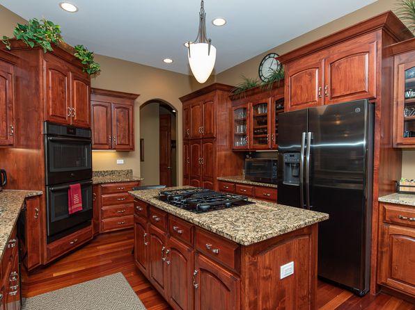 19657 W Sharp Rd, Elwood, IL 60421