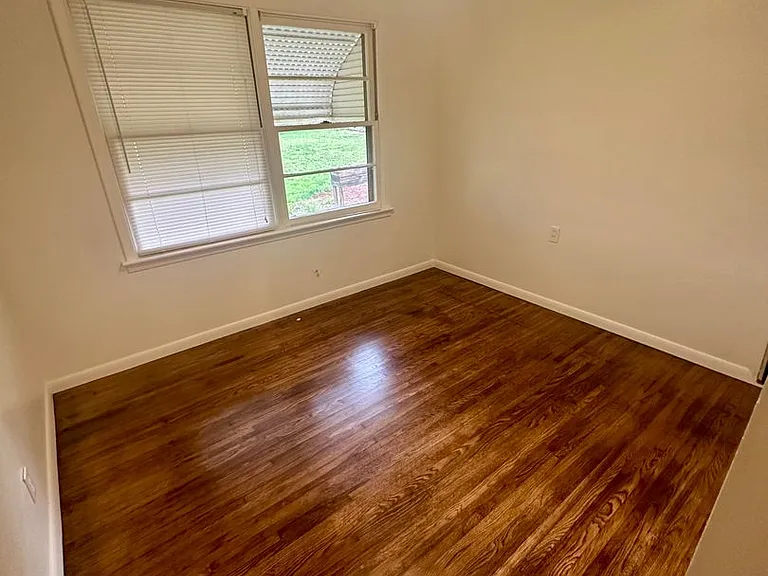 510 S 74th East Ave — Photo 9