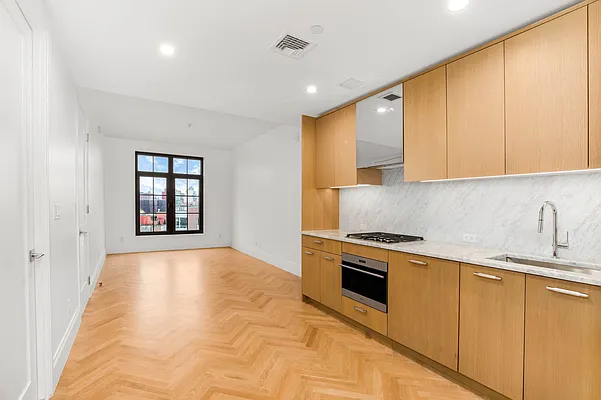 Rented by Corcoran | media 15