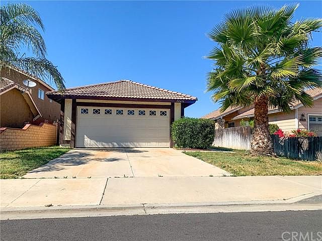 1st image of 24456 Filaree Ave