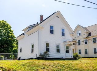 38 Cottage St, Leominster, MA 01453