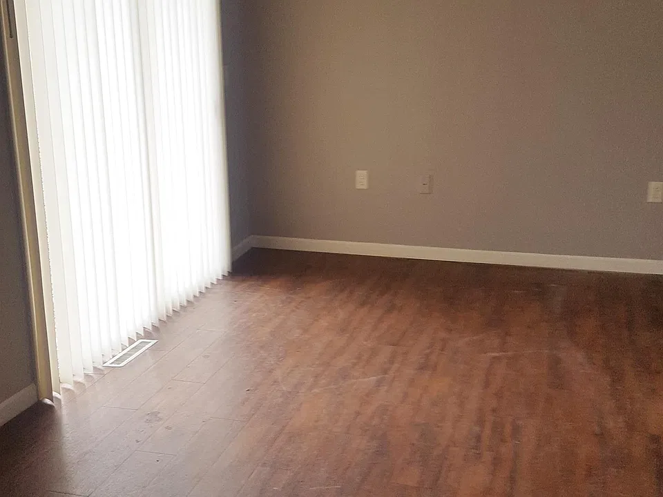 113 W Campbell Ave #B