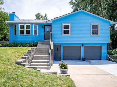 707 NE Cookingham Dr, Kansas City, MO, 64155