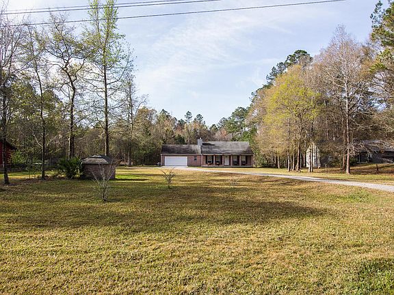 4th image of 4257 Banks Rd
